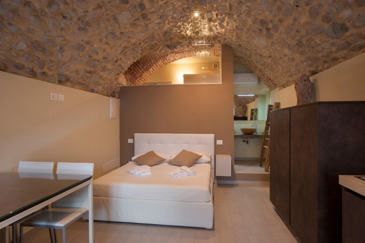 La Bellavita Del Garda Luxury Apartments San Felice del Benaco Exterior foto